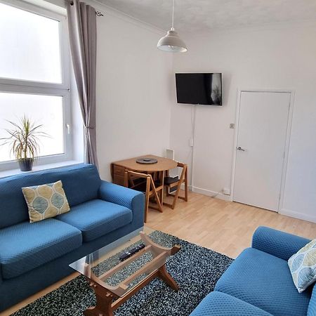 Southsea Escape - Coastal Holiday Apartment - 2 Double Bedrooms Portsmouth Exteriör bild