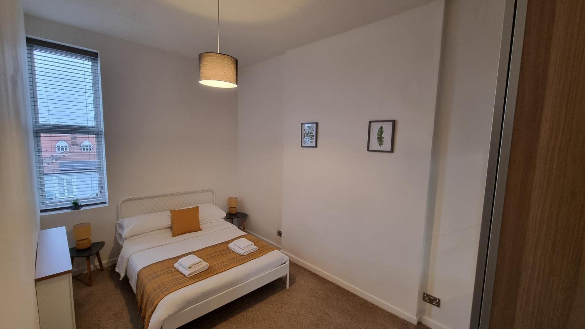 Southsea Escape - Coastal Holiday Apartment - 2 Double Bedrooms Portsmouth Exteriör bild